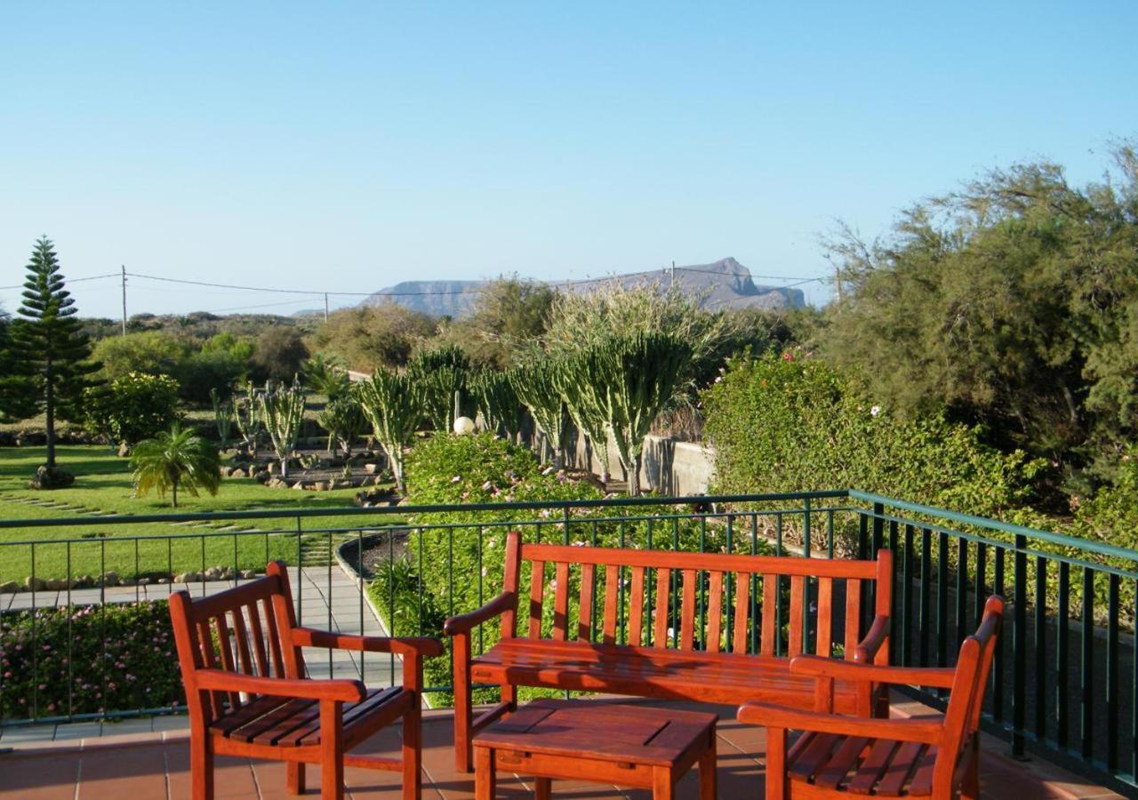Hotel INATEL Porto Santo Esterno foto